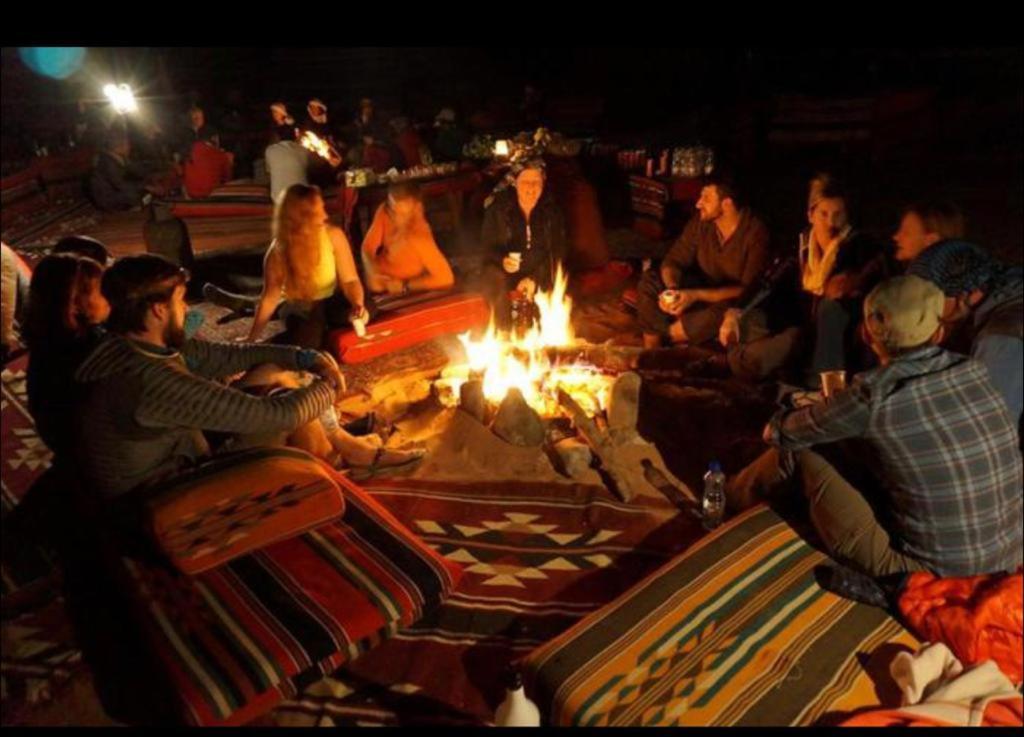 Bedouin Adventure & Tours Hotel Wadi Rum Eksteriør billede